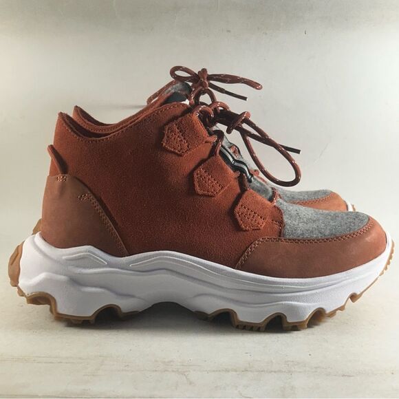 Sorel Kinetic Breakthru Caribou Womens Waterproof Boots Orange 8.5 NL4903-849 - Picture 1 of 9
